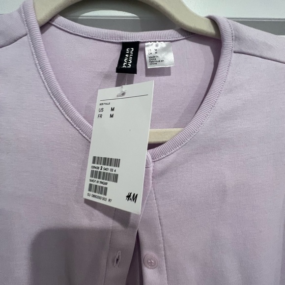 Lavender cardigan Size M - Picture 3 of 3